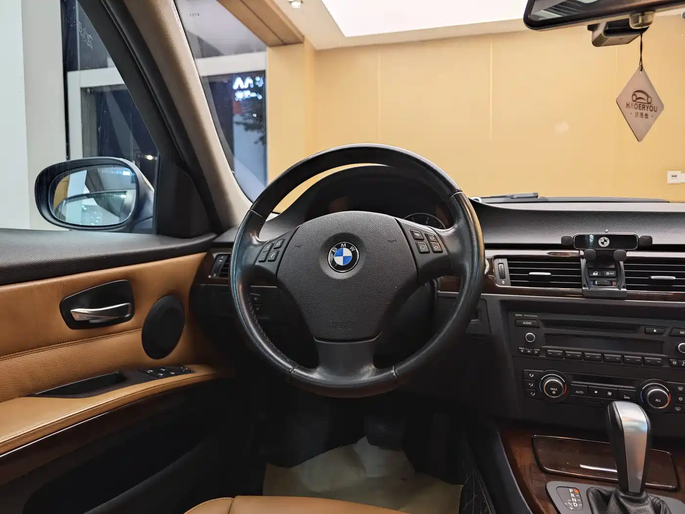 BMW 3 Series 2011 320i Fashion фото 14