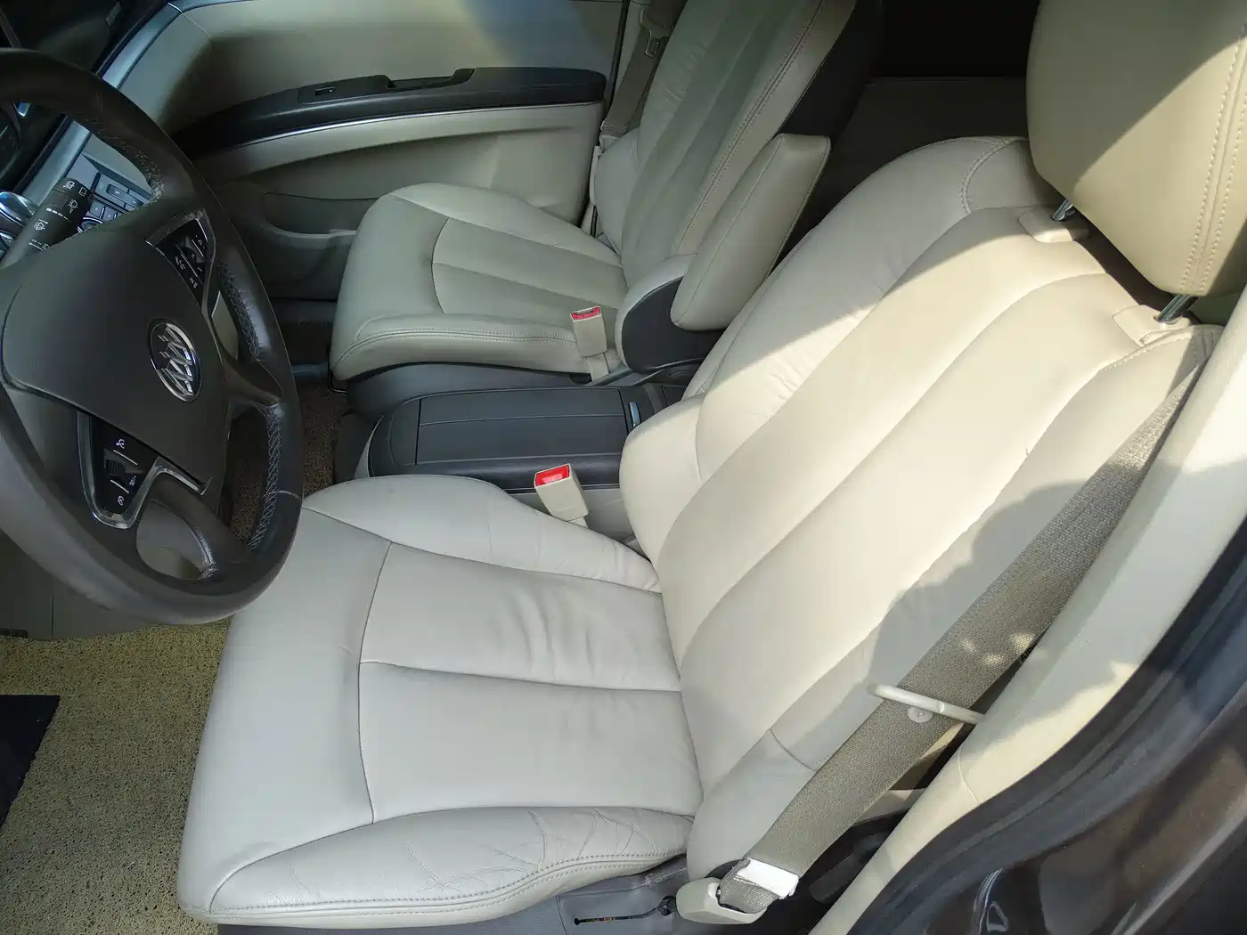 Buick GL8 2011 2011 3.0L XT Luxury Business Flagship