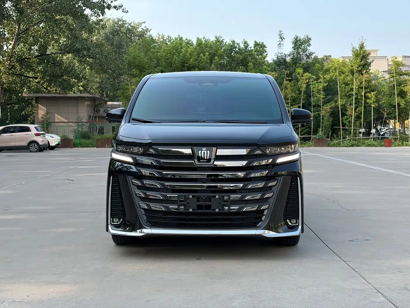 Toyota Vellfire 2025 2024 Crown Hybrid 2.5L Executive Premium Edition