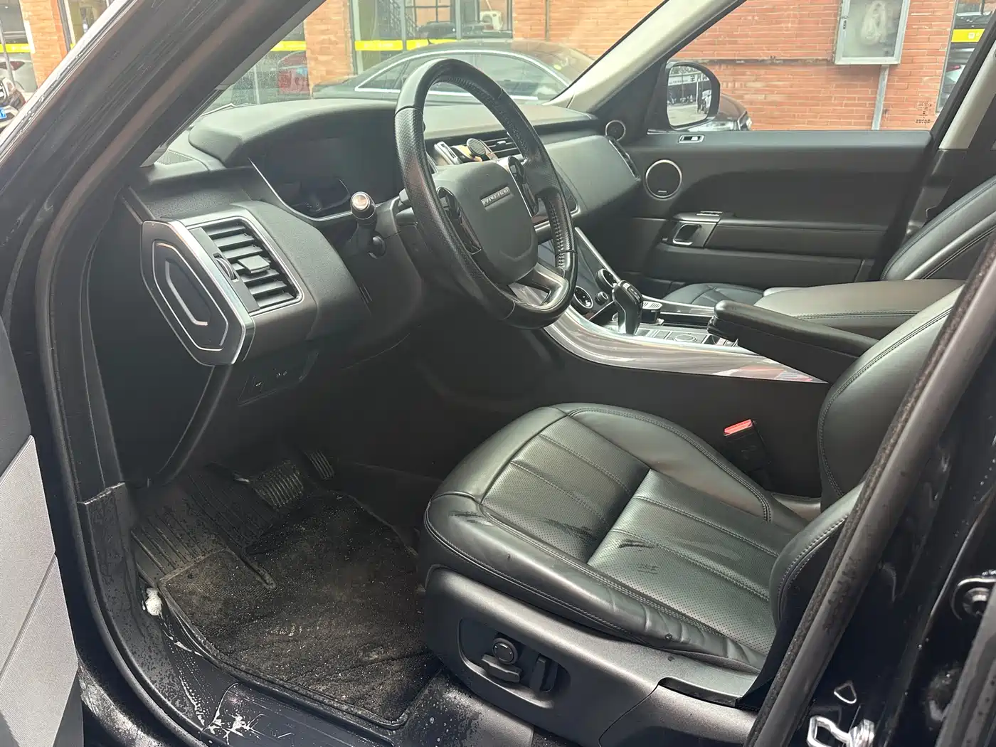 Land Rover Range Rover Sport 2021 3.0 L6 SE фото 8
