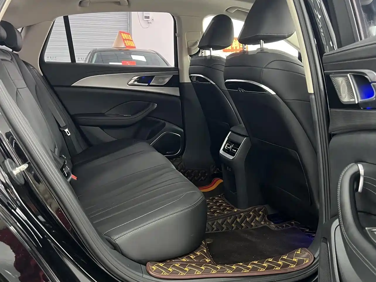 Hongqi H5 2023 1.5T DCT Smart Connect Flag Rhythm фото 39