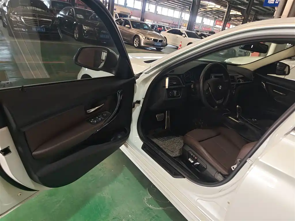 BMW 3 Series 2018 320Li Fashion Style фото 13