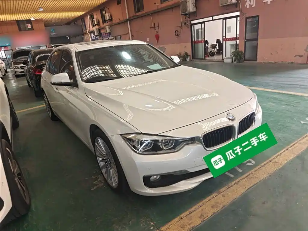 BMW 3 Series 2018 320Li Fashion Style фото 23