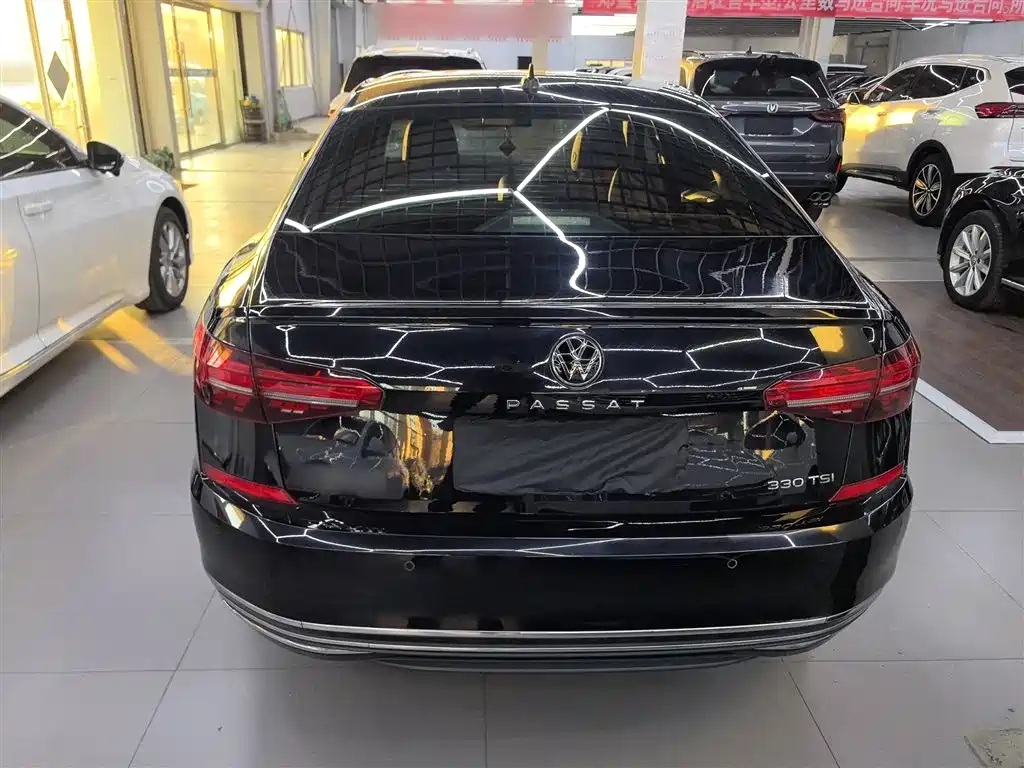 Volkswagen Passat 2021 Model 330TSI Elite Edition фото 6