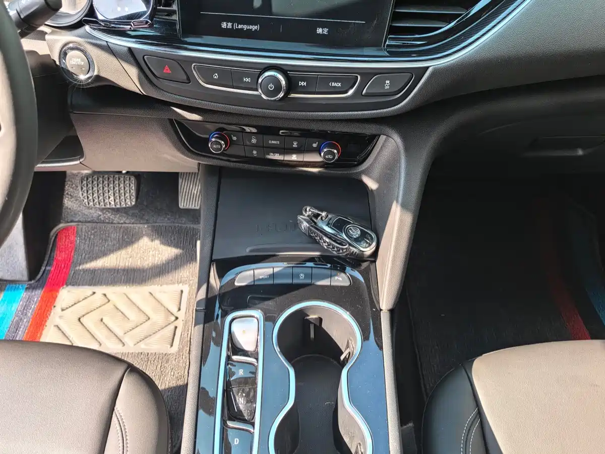 Buick Regal 2024 25T Ultra Comfort Edition фото 5