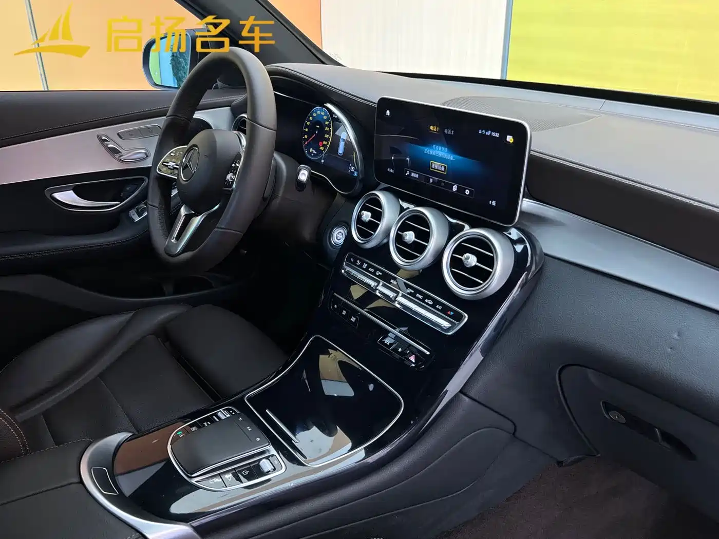 Mercedes-Benz GLC 2022 Model GLC 260 L 4MATIC Dynamic Edition фото 6