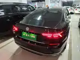 Photo 6 - Volkswagen Passat