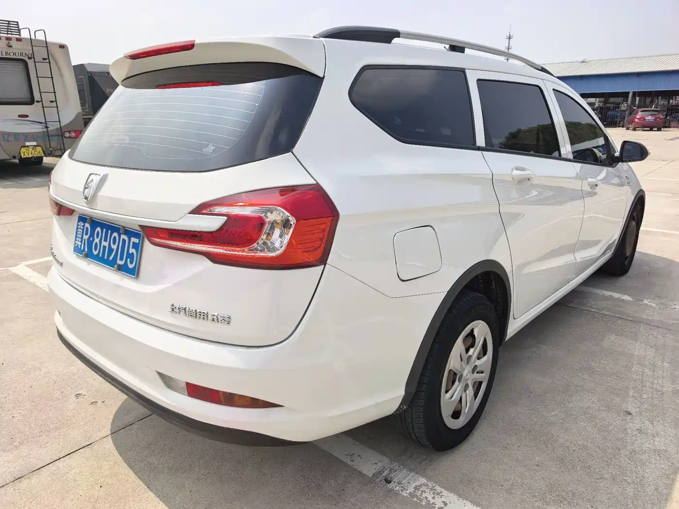 Baojun 310W 2017 2017 1.5L Manual Comfort China V