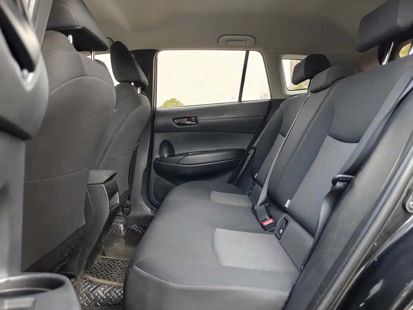Toyota Frontlander 2022 2.0L CVT Elite фото 26
