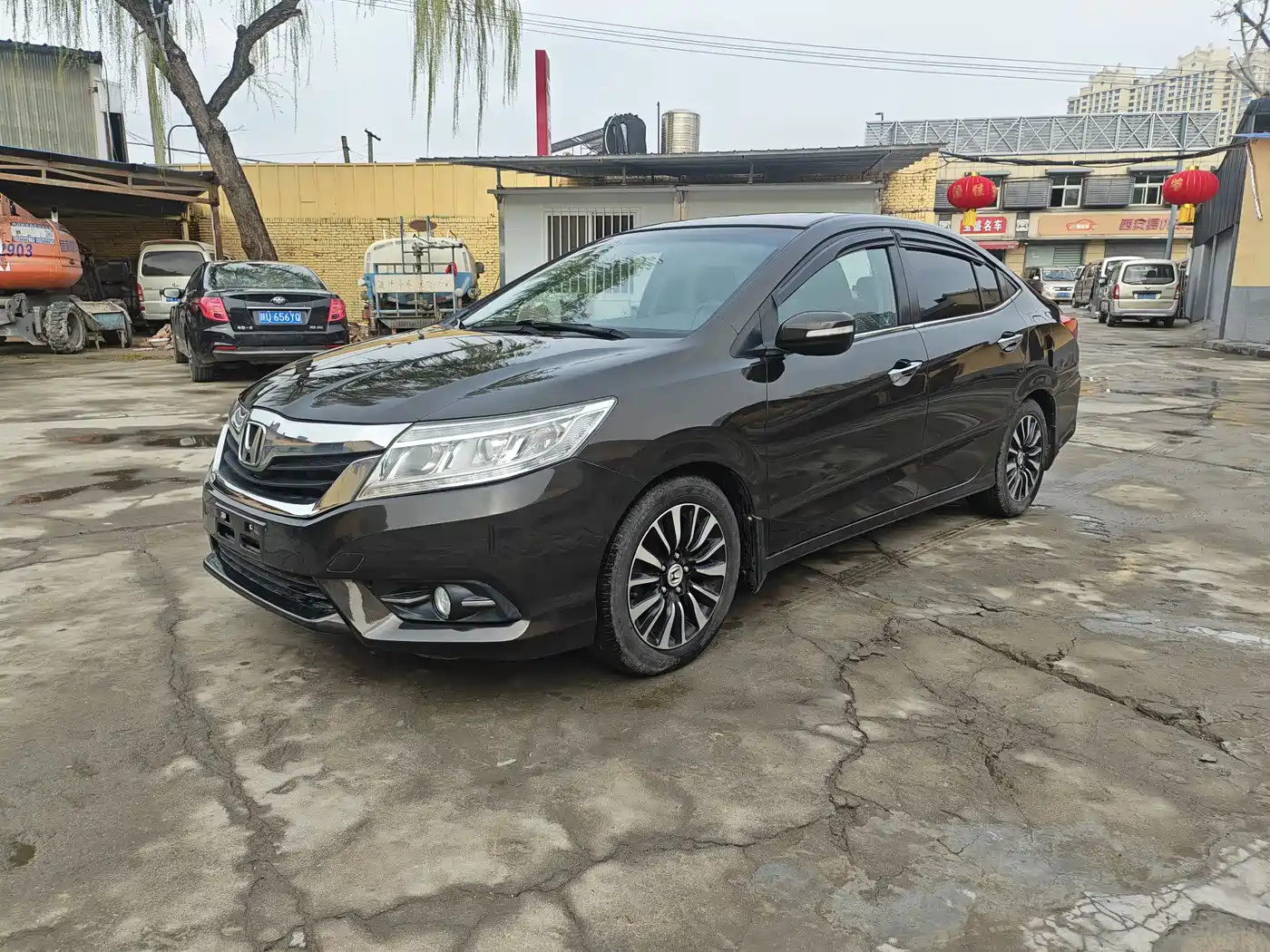 Фото 1 - Honda Crider