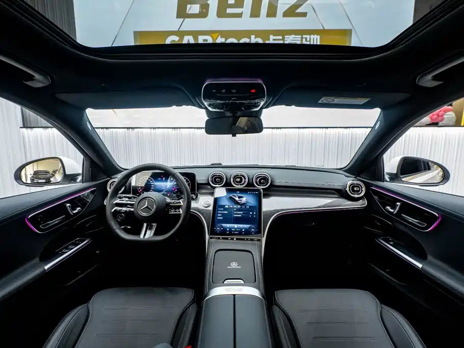 Фото 14 - Mercedes-Benz C-Class