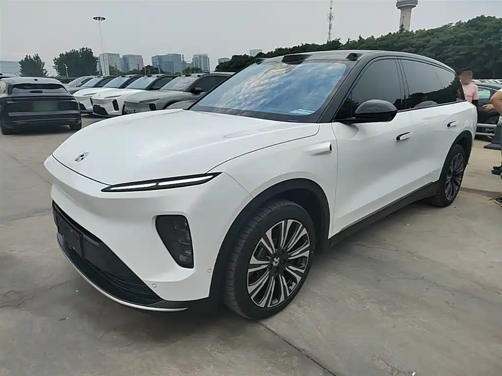 NIO ES8 2023 75kWh