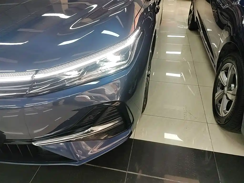 Geely Galaxy Galaxy A7 2025 EM-i фото 24
