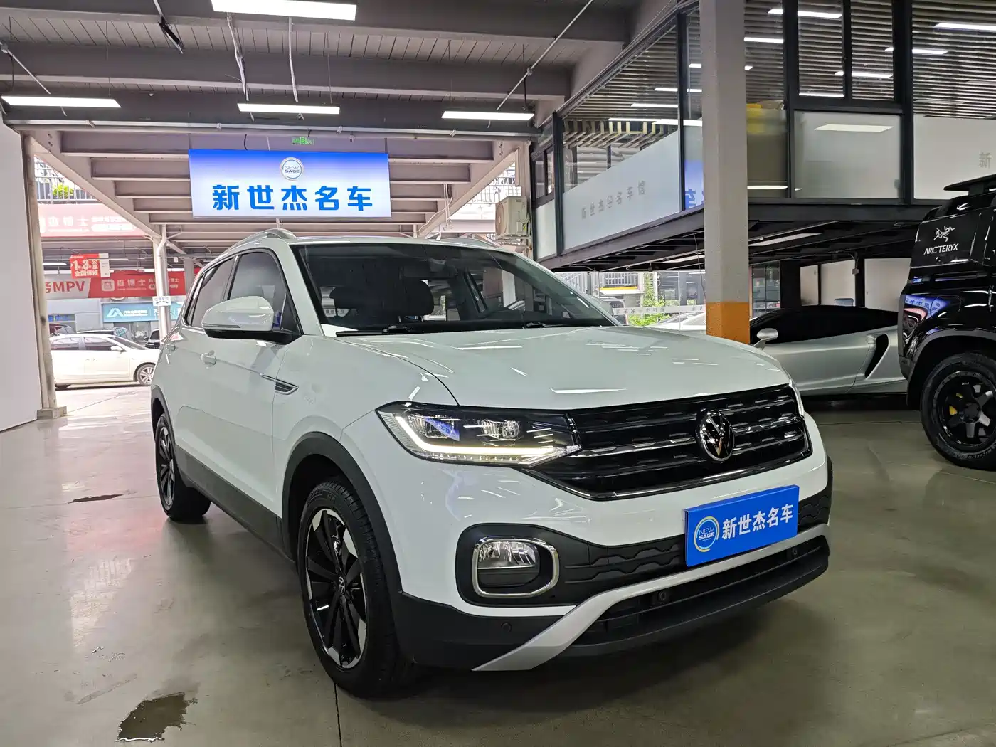 Volkswagen Tacqua 2023 2021 1.5L Automatic Smart Connect Edition