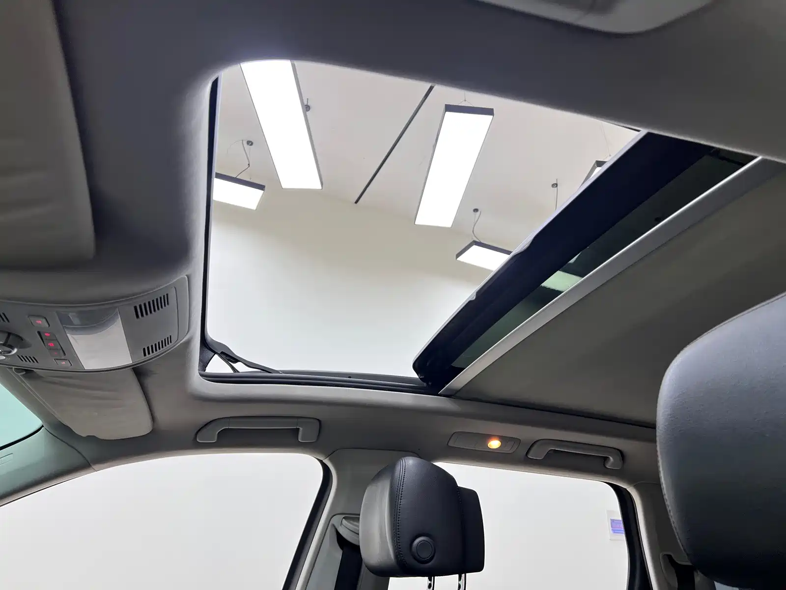 Фото 21 - Volkswagen Touareg