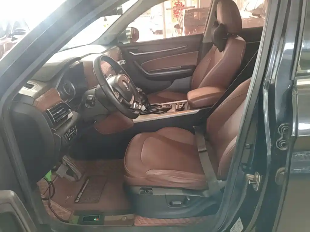 Zhonghua V6 2019 2018 1.5T Automatic Flagship
