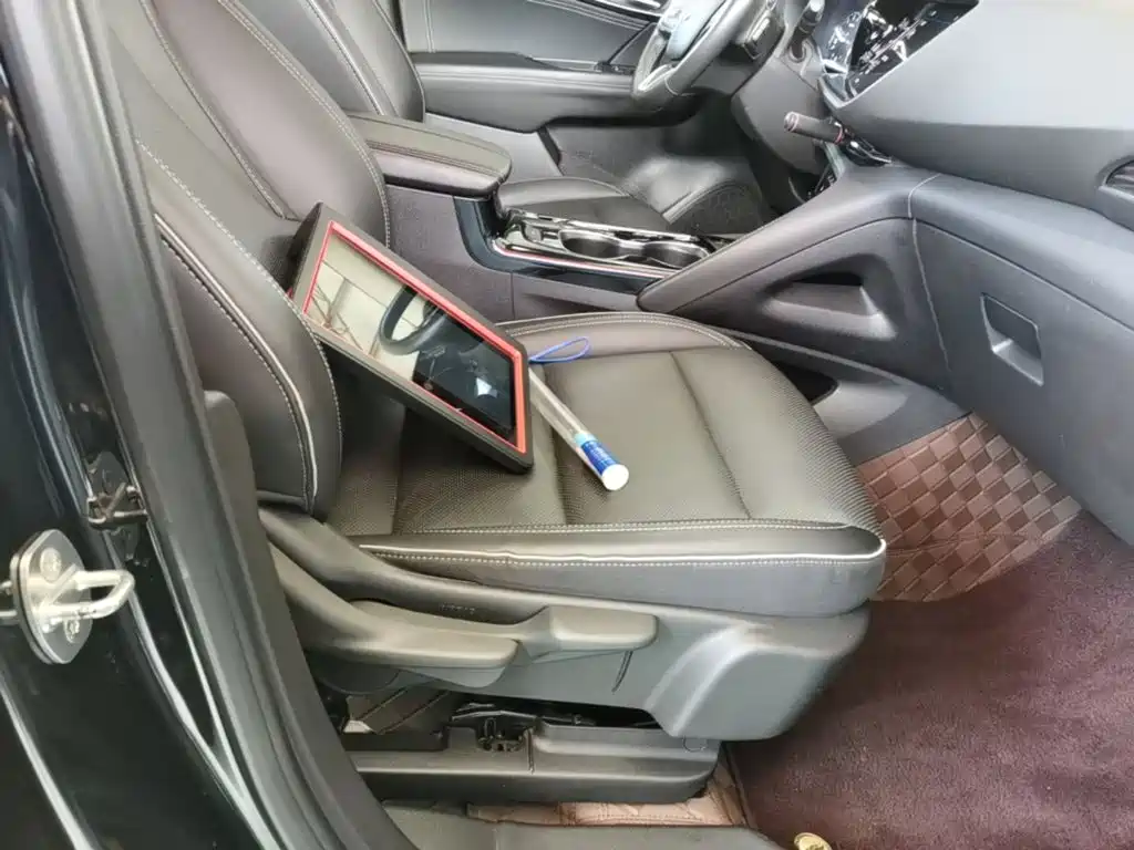 Photo 25 - Buick Envision Plus
