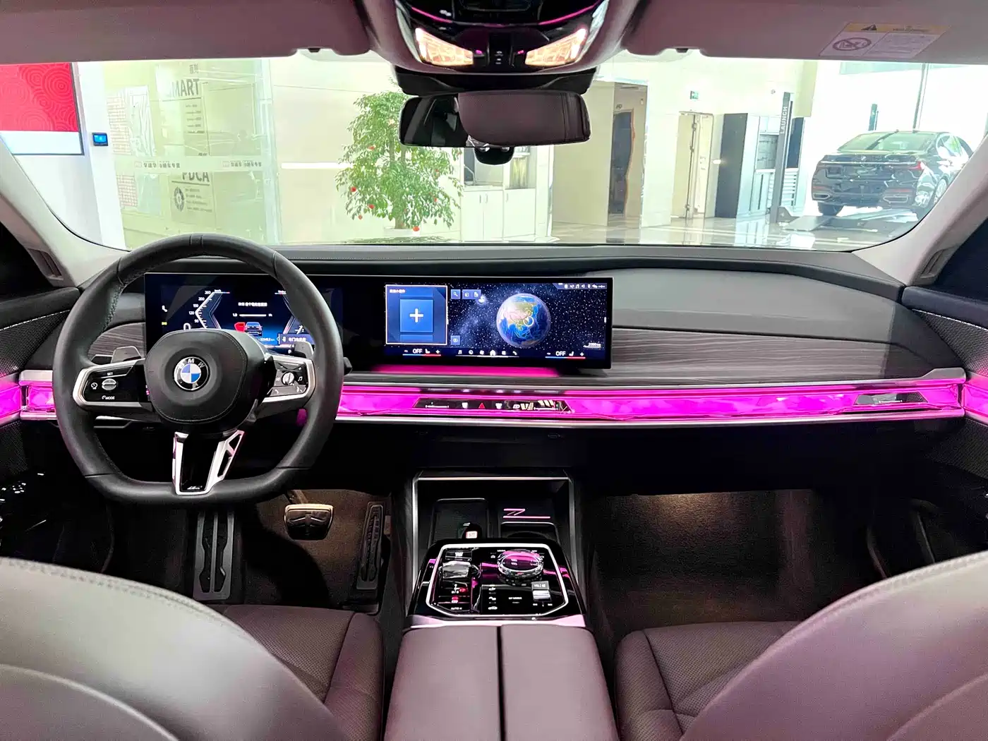BMW 7 Series 2023 Model 735Li M Sport Package фото 8
