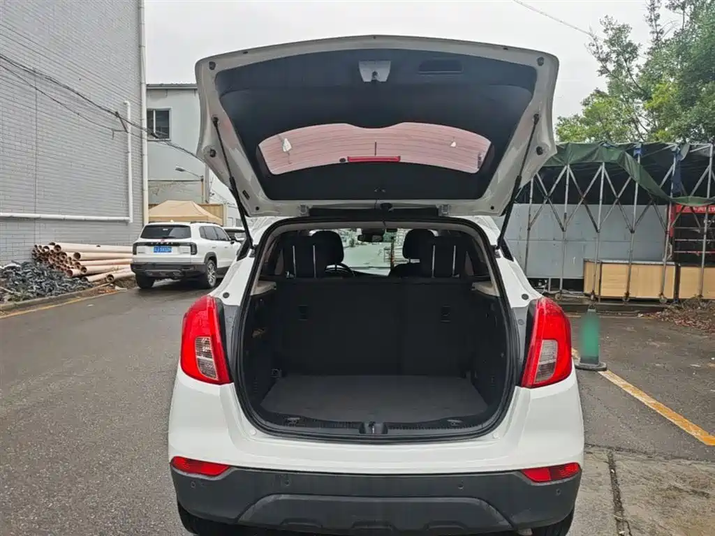 Buick Encore 2018 18T Automatic 2WD Urban Leading фото 19