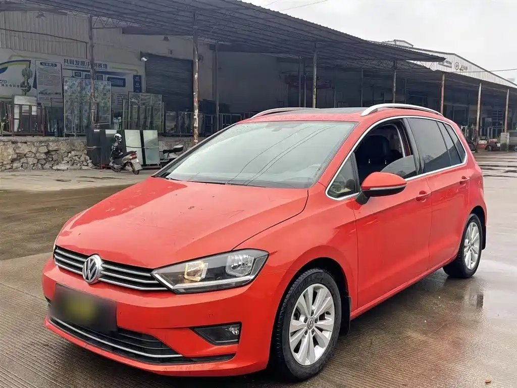 Volkswagen Golf Sportsvan 2018 230TSI Automatic Progressive фото 2