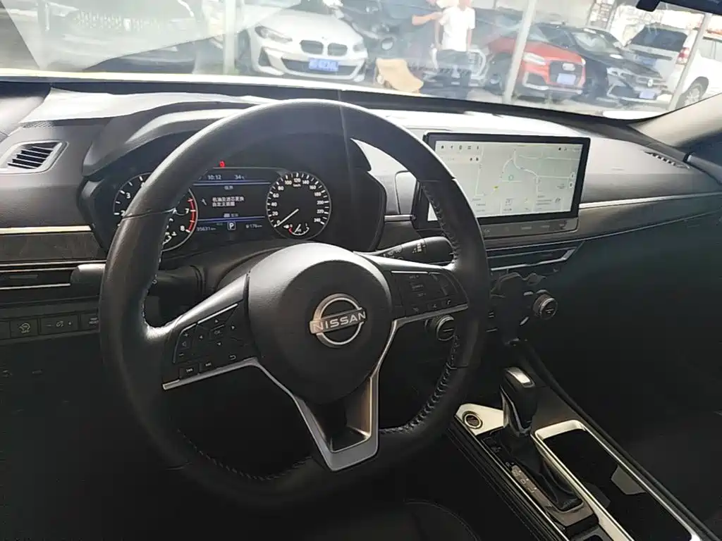 Photo 10 - Nissan Teana