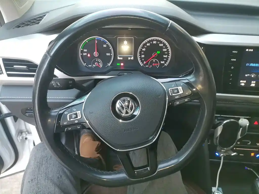 Volkswagen Tharu New Energy 2021 Panorama Premium Edition фото 3