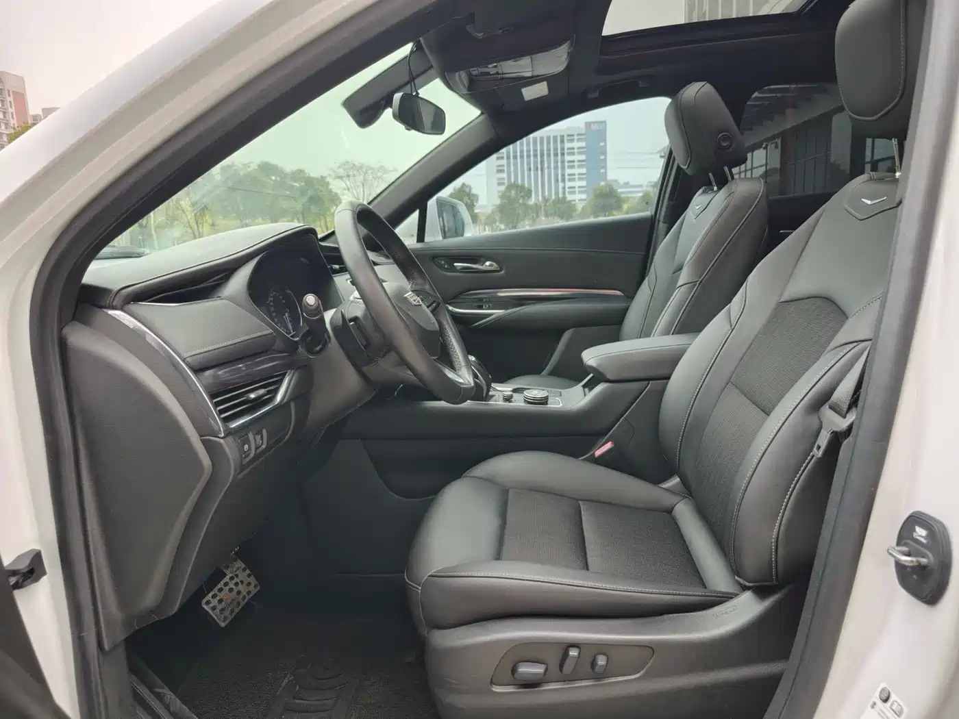 Cadillac XT4 2019 2018 Model 28T 2WD Technology