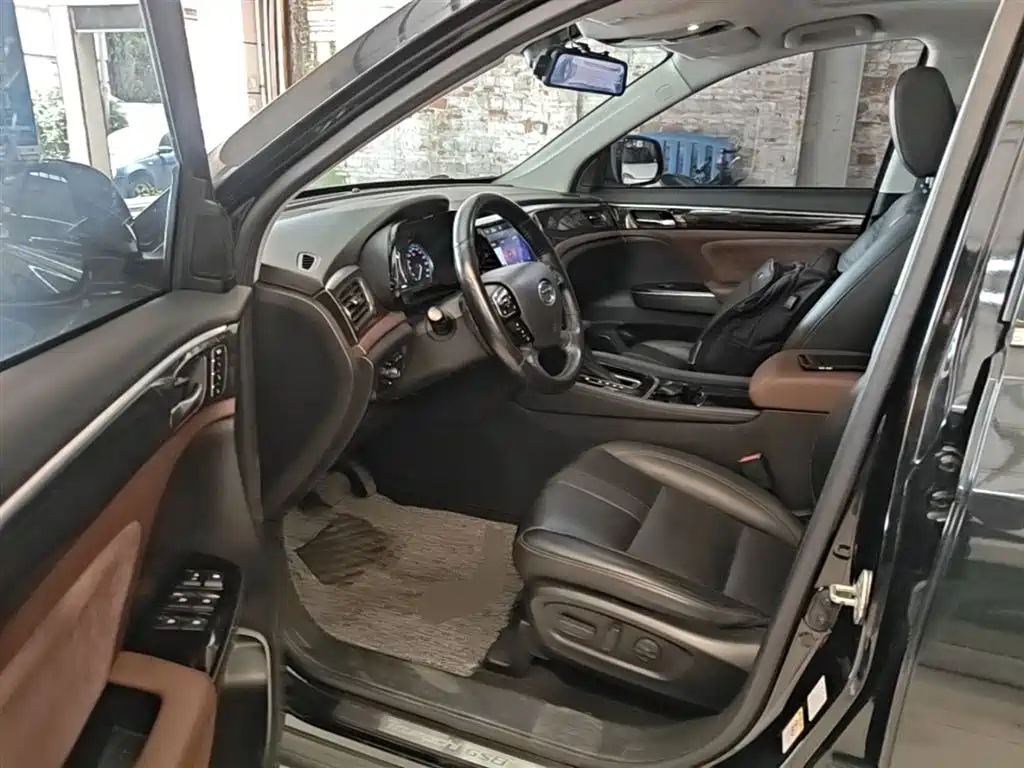 GAC Trumpchi Trumpchi GS8 2017 320T 2WD Luxury Smart Connect (7-seater) фото 16