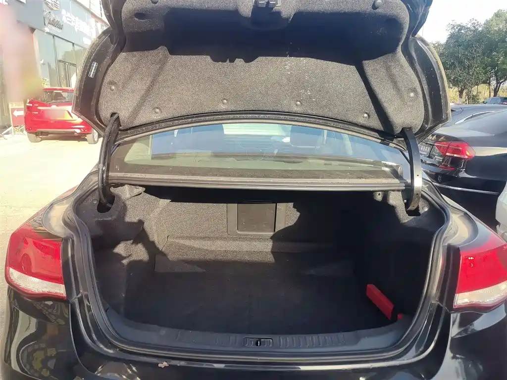 Chevrolet Malibu 2016 1.6T Automatic Comfort фото 9