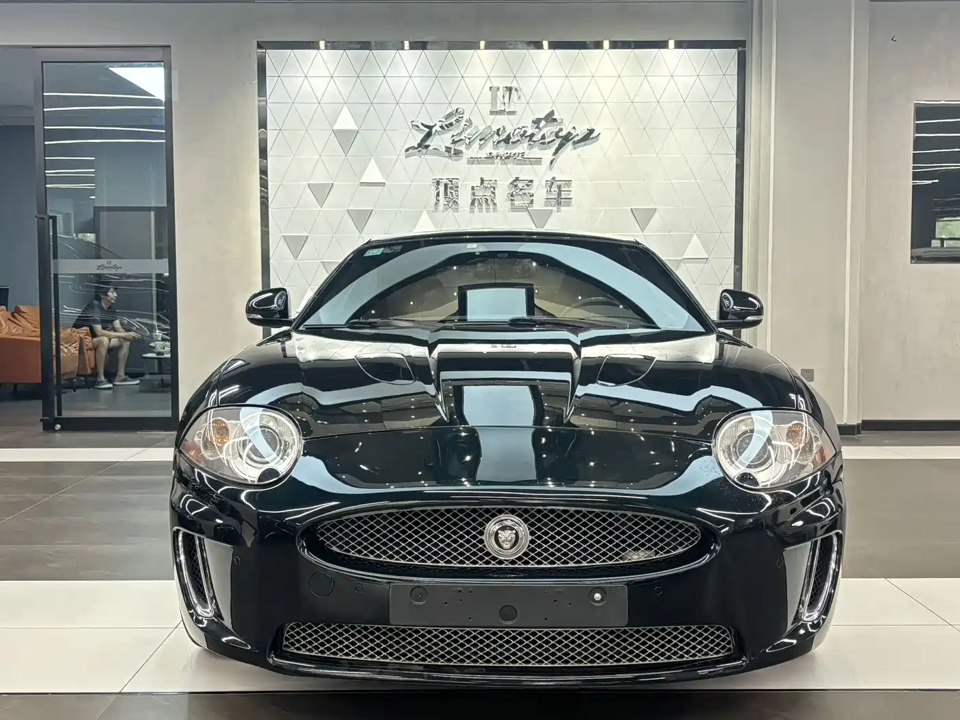 Jaguar XK 2011 2009 XKR 5.0L V8 Supercharged Coupe
