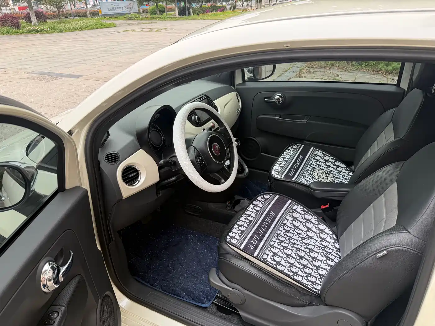 Fiat 500 2011 1.4L Sport Edition фото 10