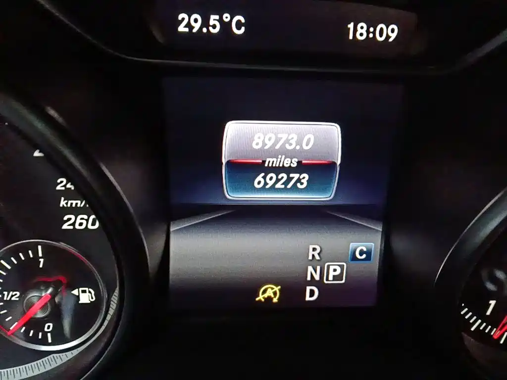 Mercedes-Benz CLA (Import) 2017 Facelift CLA 200 Style фото 9