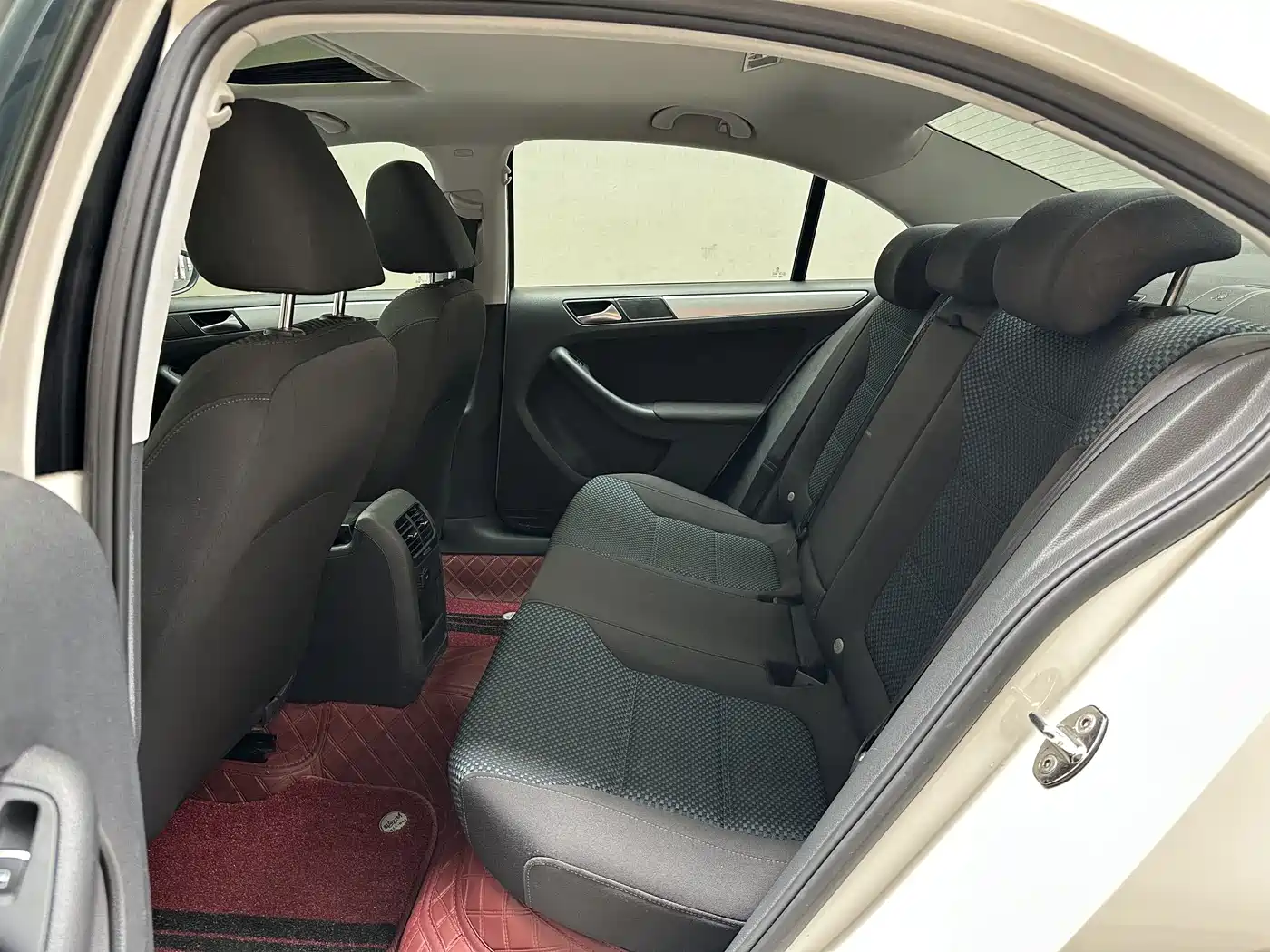 Volkswagen Sagitar 2014 1.4TSI BlueMotion фото 6