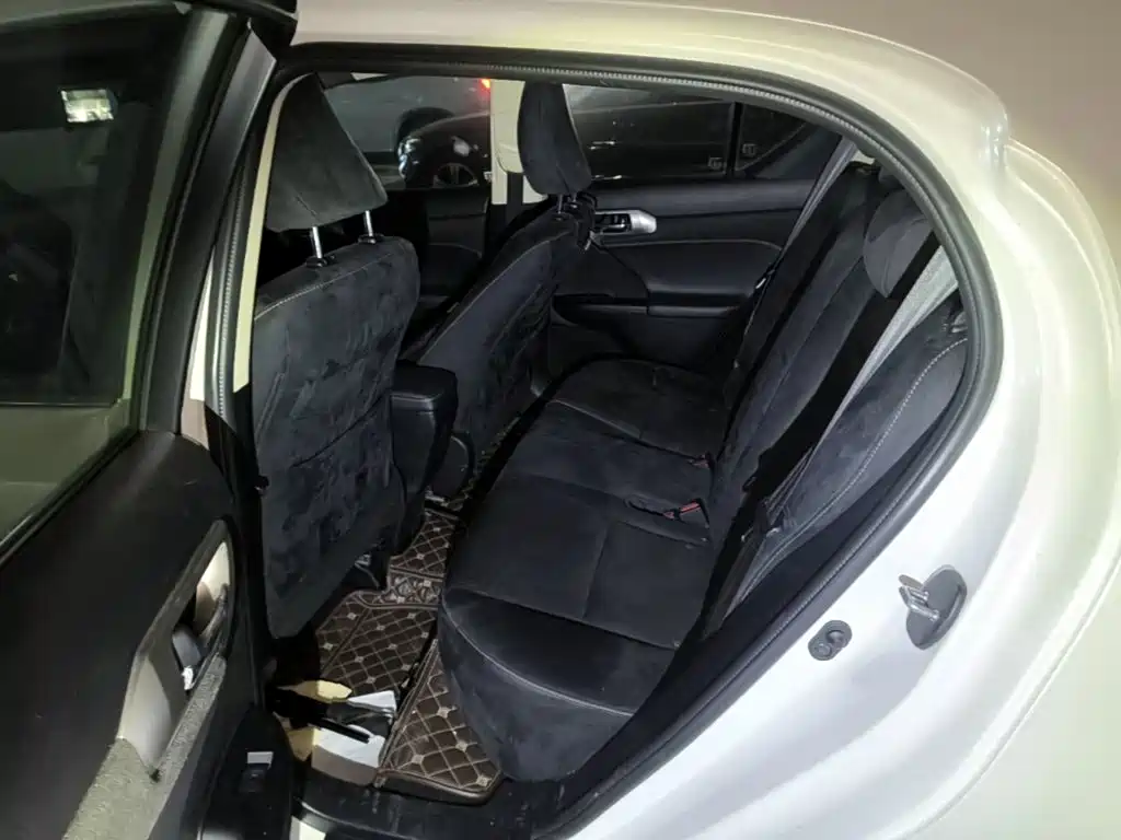 Lexus CT 2017 2014 CT200h Elite Monochrome