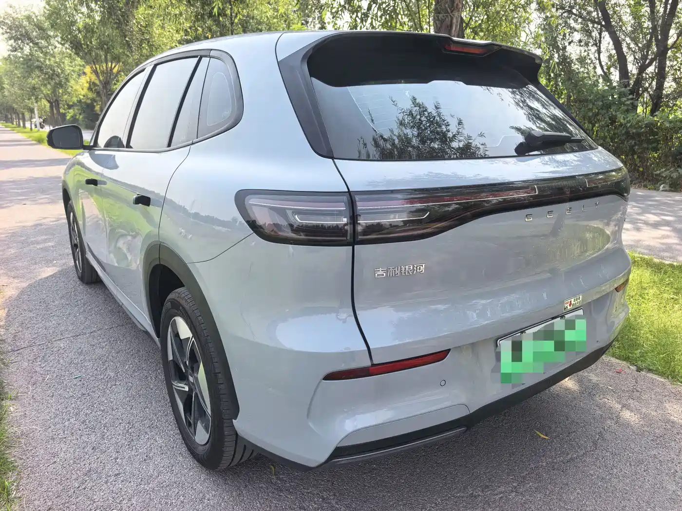 Photo 8 - Geely Galaxy Galaxy E5