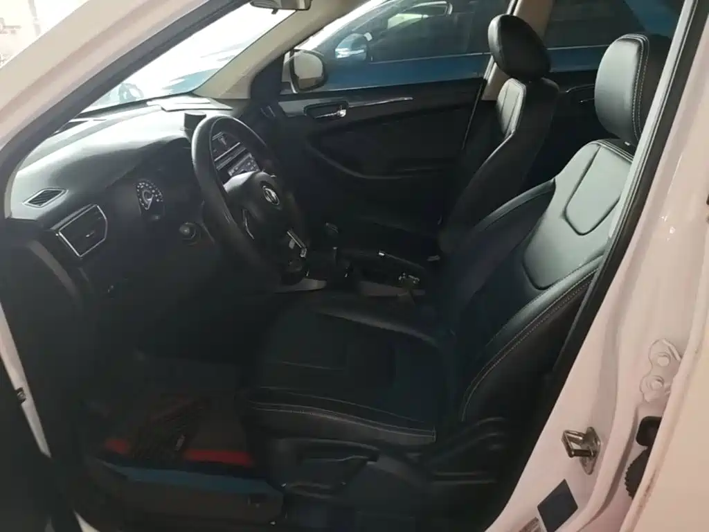 Dongfeng Fengguang Fengguang 580 2019 2018 1.8L Manual Comfort Version