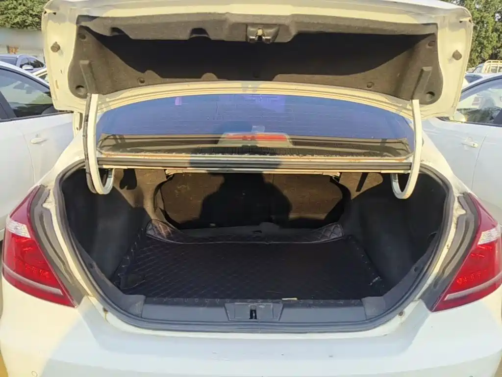 Geely Emgrand 2016 2016 Sedan 1.5L Manual Up Version