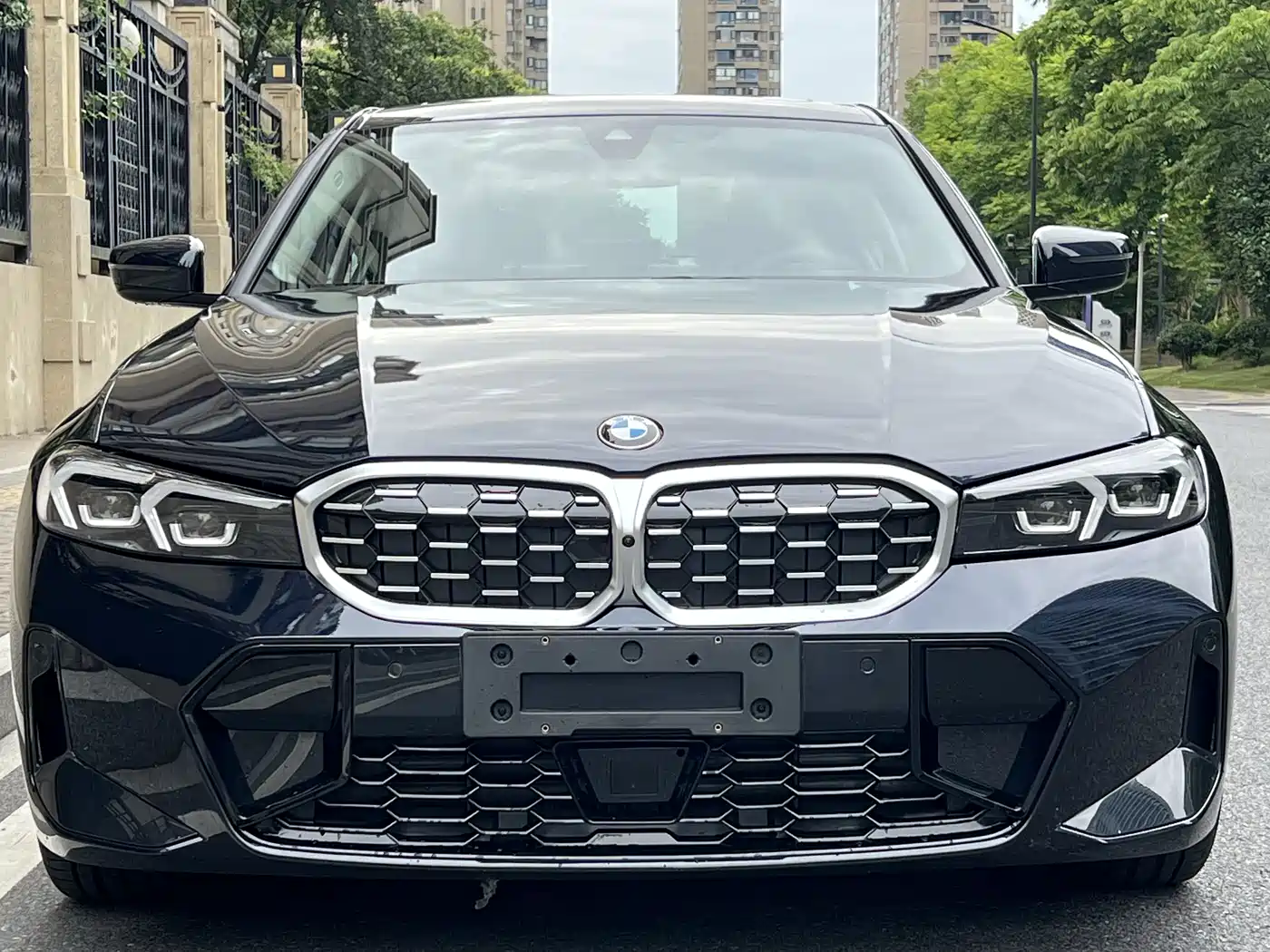 BMW 3-SERIES