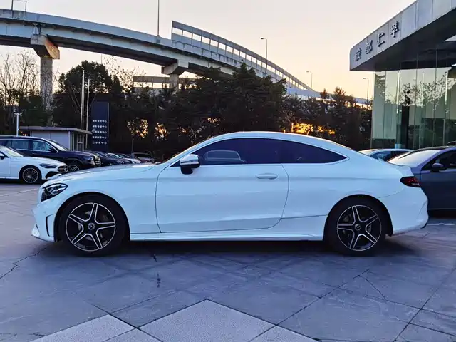 Mercedes-Benz C-Class (Import) 2020 C 260 Coupe — фото 3