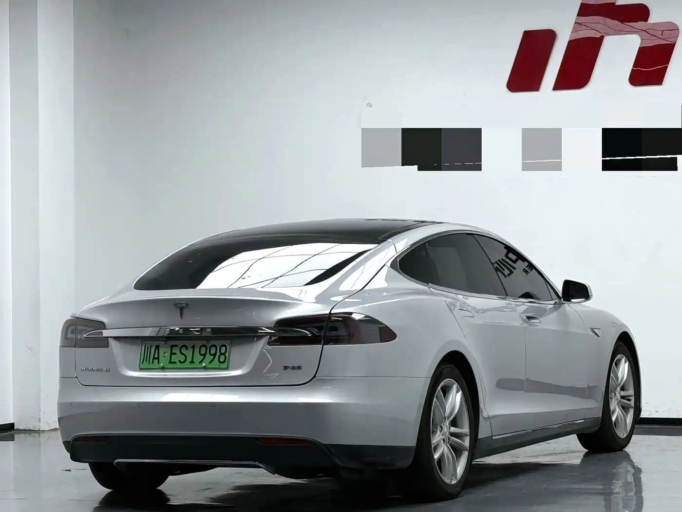 Tesla Model S 2014 2014 Model S P85