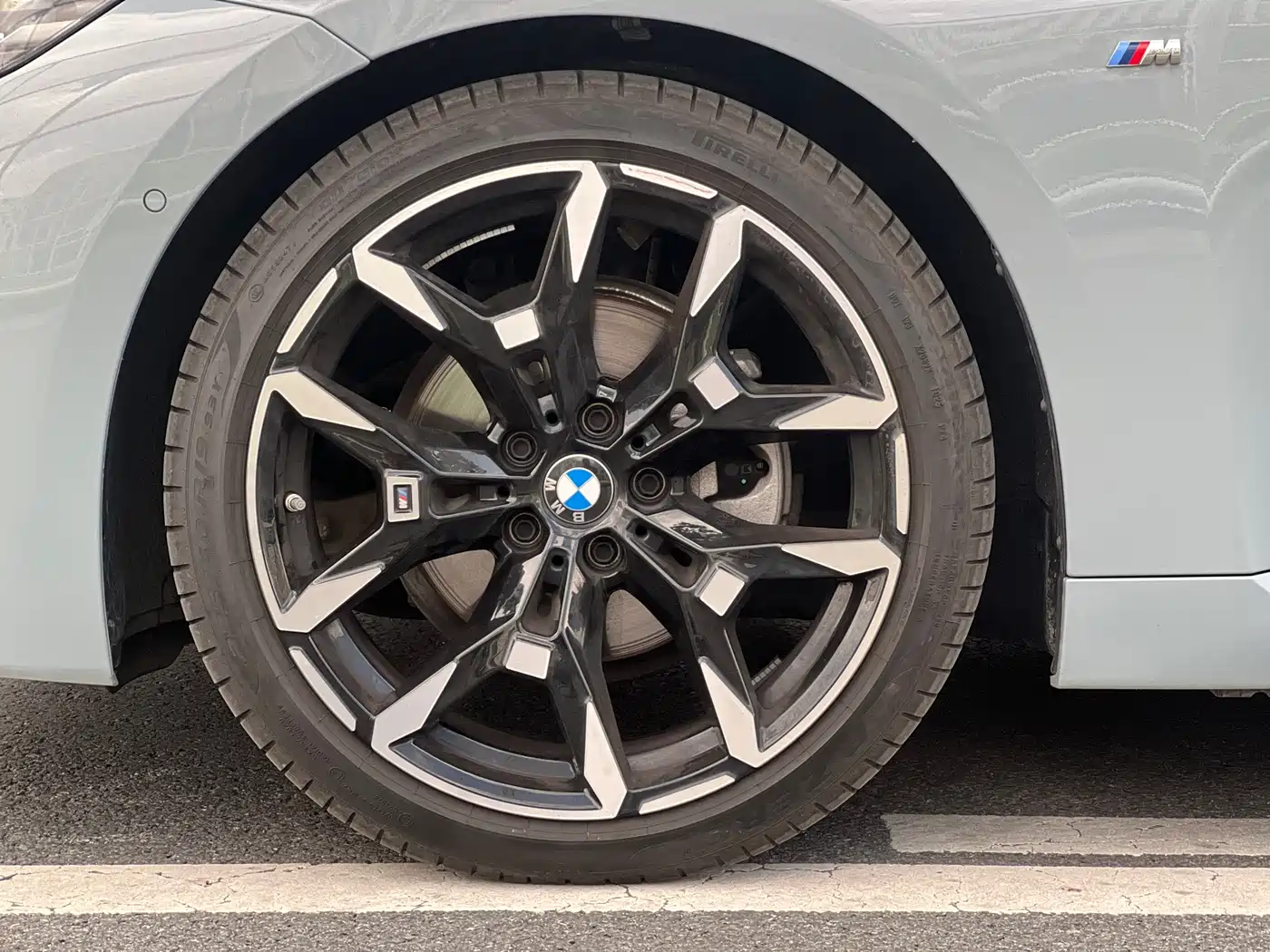 BMW 2 Series (Import) 2026 2025 225i M Sport Shadowline Package