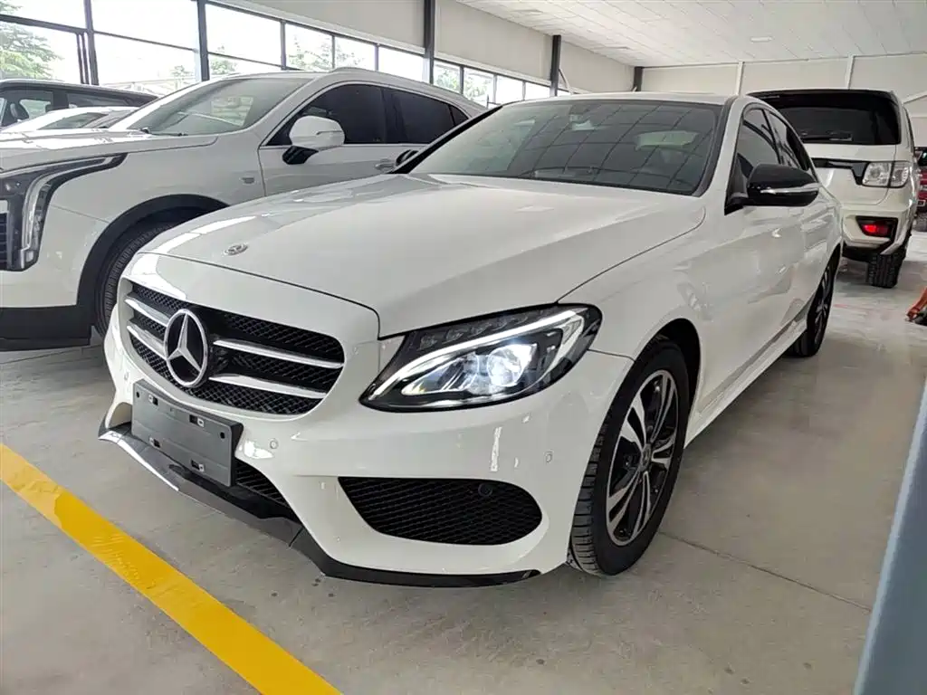 Mercedes-Benz C-Class 2017 Facelift C 200 Sport Edition фото 2