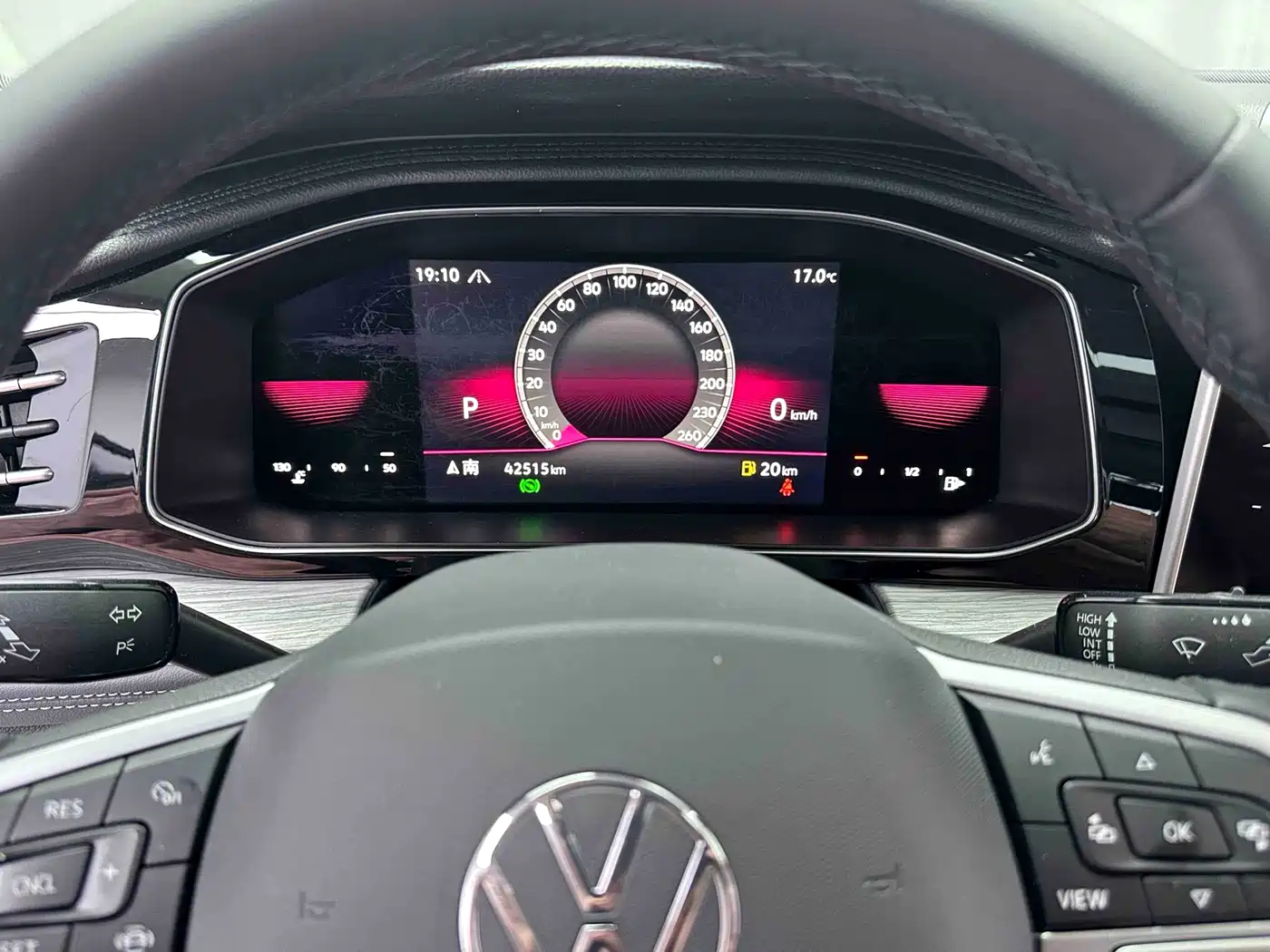 Volkswagen Sagitar 2023 Model Year 280TSI DSG Surpass Edition фото 4