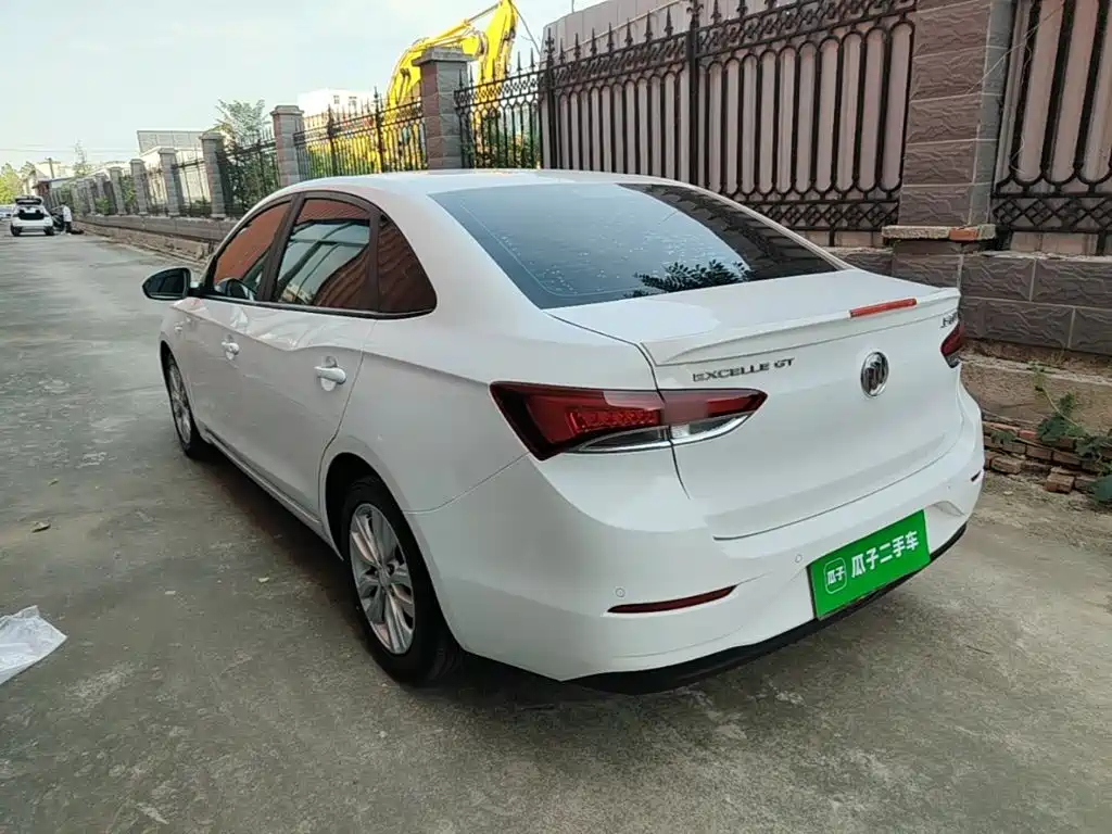 Фото 5 - Buick Excelle