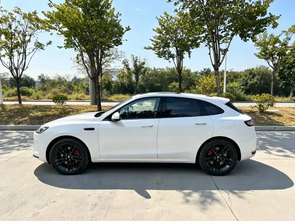 AITO Wenjie AITO M5 2025 2025 Extended Range Ultra AWD