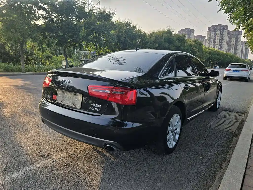 Photo 9 - Audi A6L