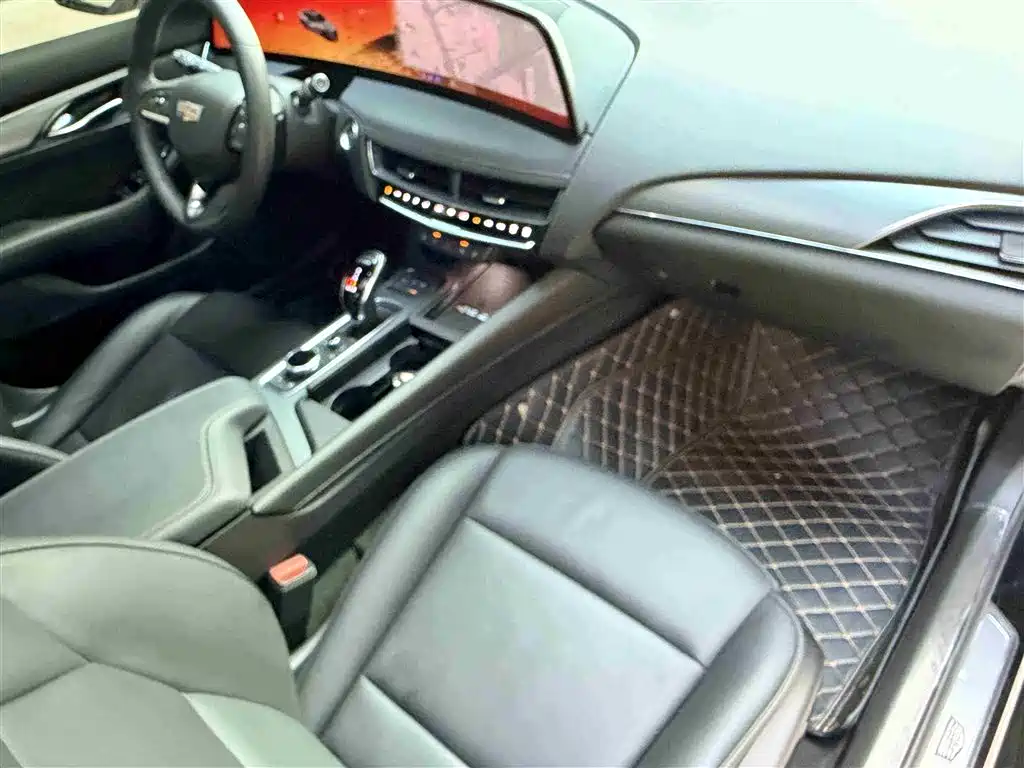 Cadillac CT5 2024 28T Luxury Model Pro фото 20