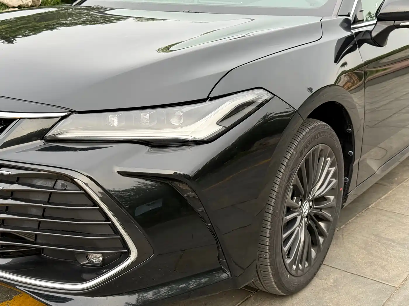 Toyota Avalon 2023 2.0L XLE Premium Edition фото 4