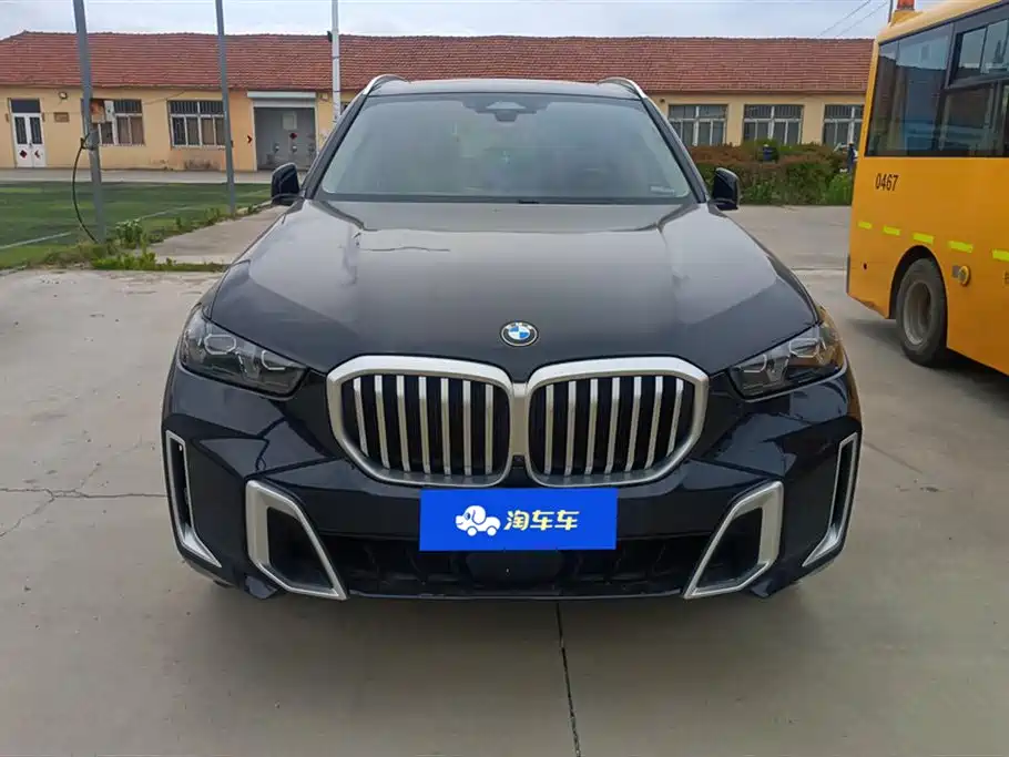 BMW X5 2023 xDrive 30Li Premium M Sport Package фото 2
