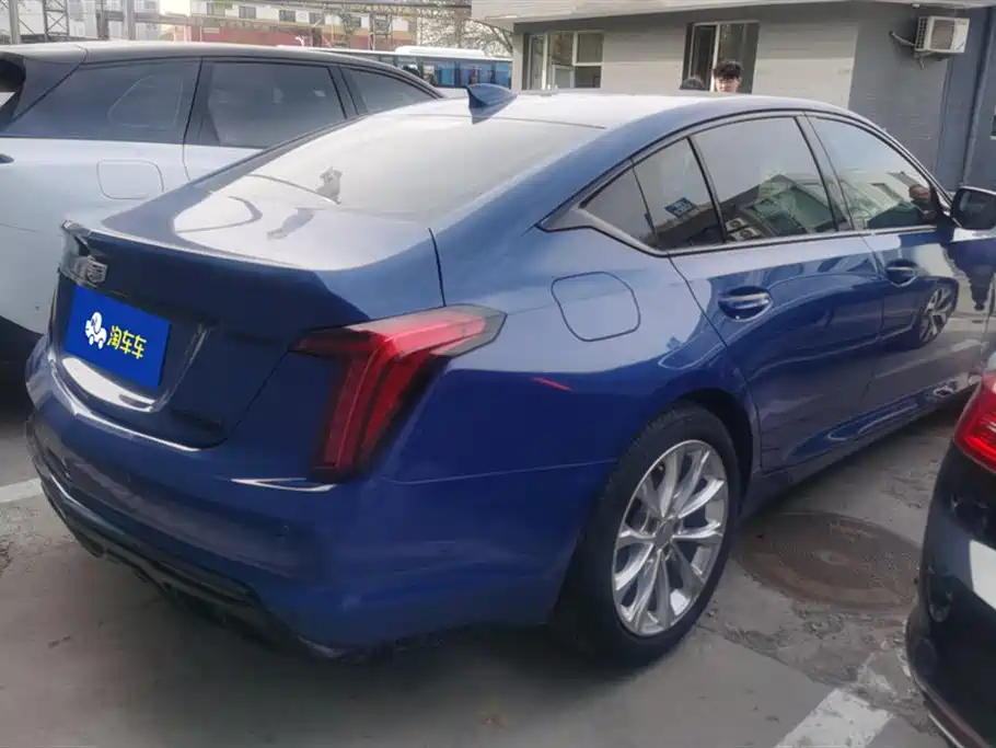 CADILLAC CT5